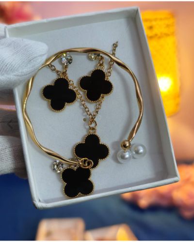 Jewelry Box Necklace Set