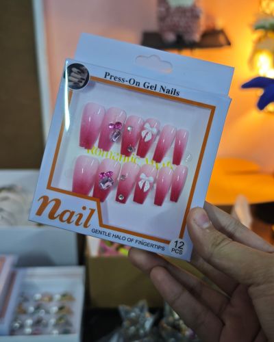 2 in 1 Shade Nails