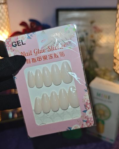 Plain Nails With Free Nail Stickers