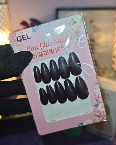 Plain Nails With Free Nail Stickers