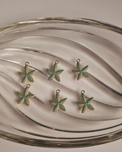 Golden Base Star Charms