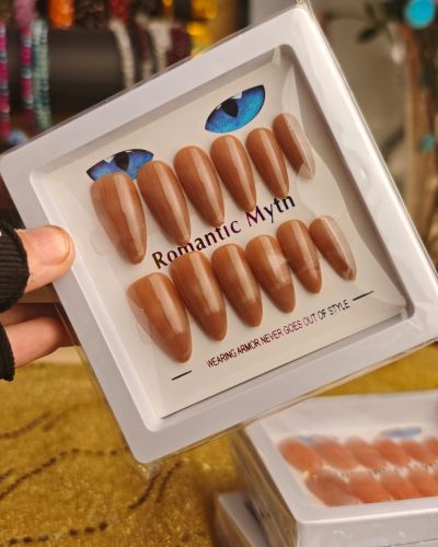 Romantic Myth Press-On Nails