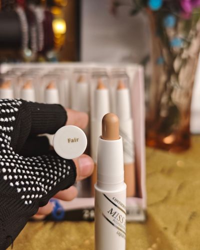Miss Rose Concealer 2in1