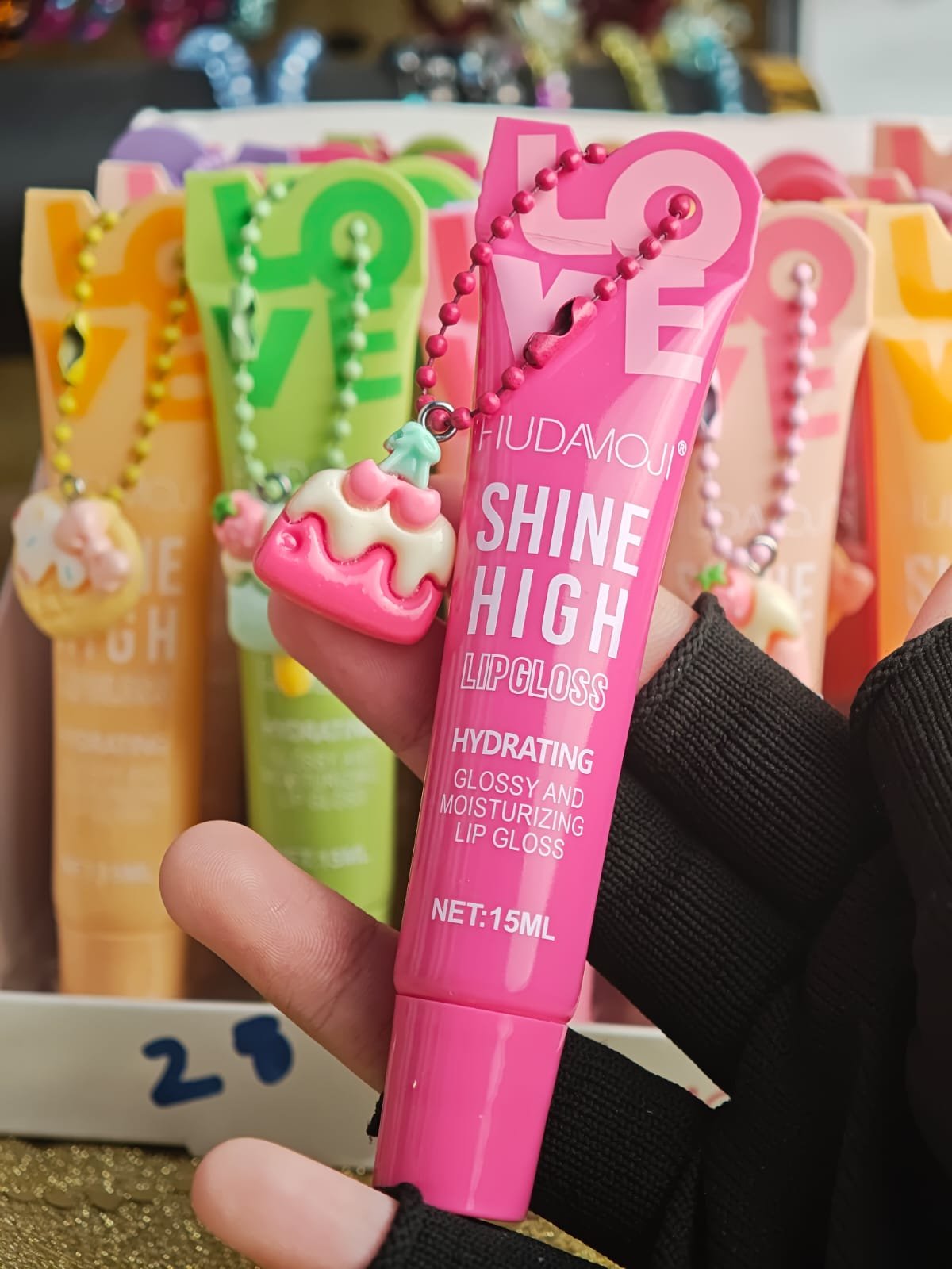 Huda Moji Lipglass Shine Tube