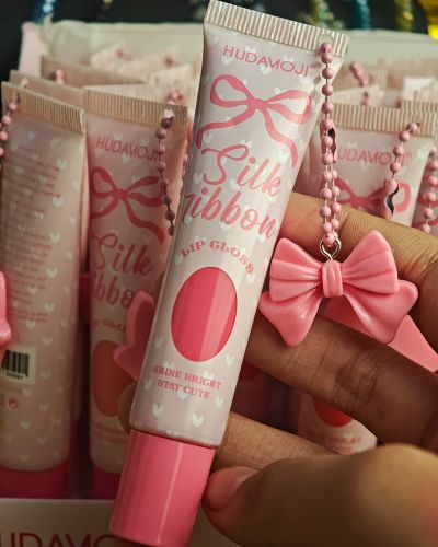 Huda Moji Silk Ribbon Gloss Tube