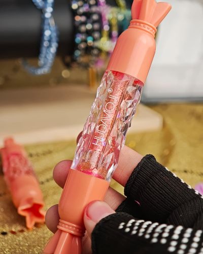 Huda Moji Shine Gloss Candy