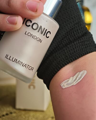 ICONIC Liquid Highlighter
