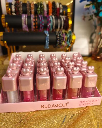 Huda Moji Rainbow Gloss