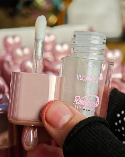 Huda Moji Rainbow Gloss