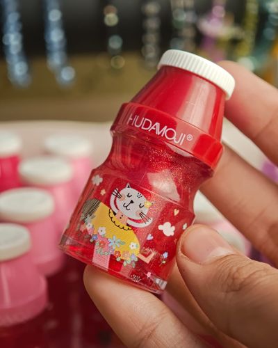 Huda Moji Shiny Lipglass