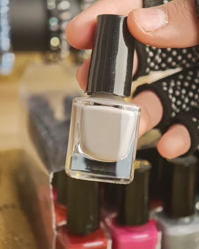 Peel Off Nailpolish