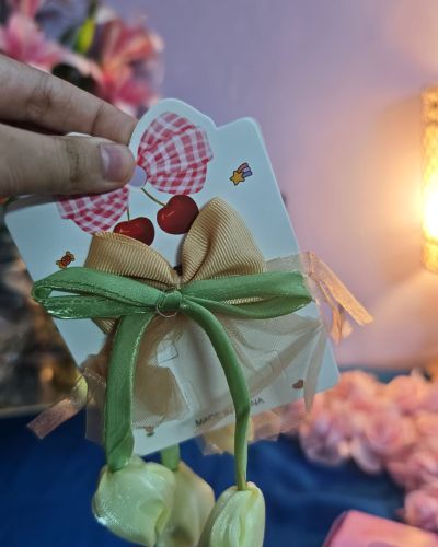 Tulip Pins Card