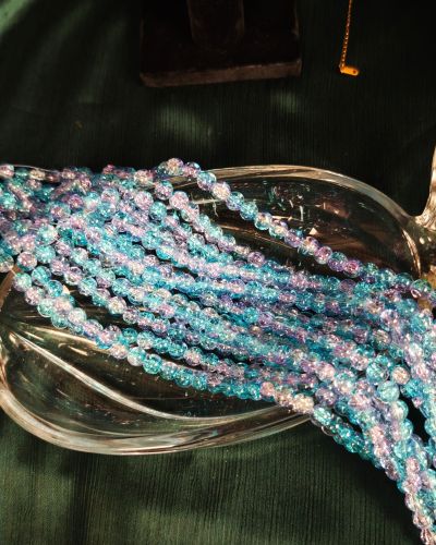 Light Blue and White Crack Beads