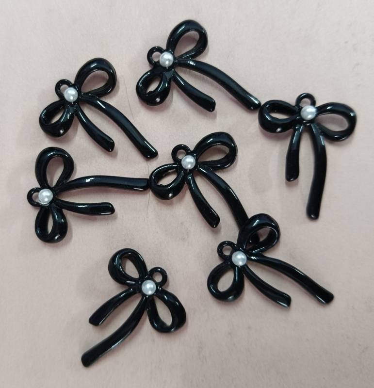 Black Pearl Bow Charm