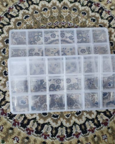 18 Grid Storage Box