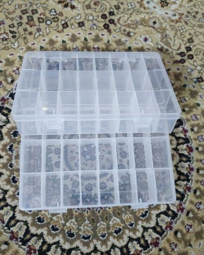 24 Grid Adjustable Storage Box