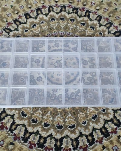 32 Grid Large Storage Box